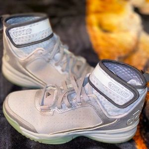 ADIDAS Unisex Sneakers